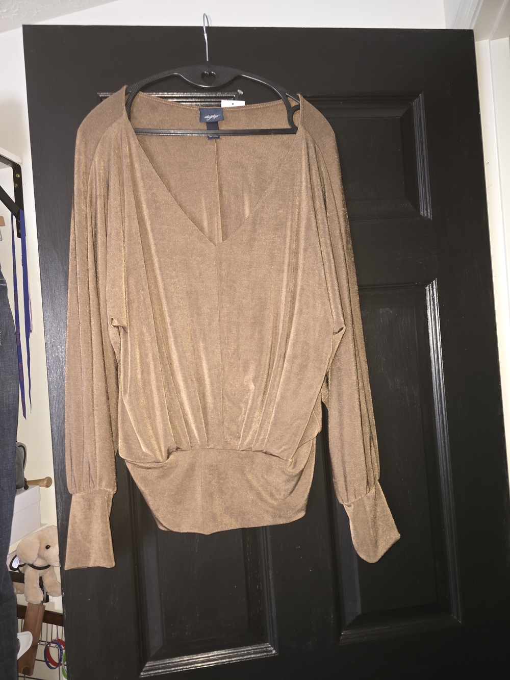 Buckle Women's Brown V-Neck Dolman Blouson Top